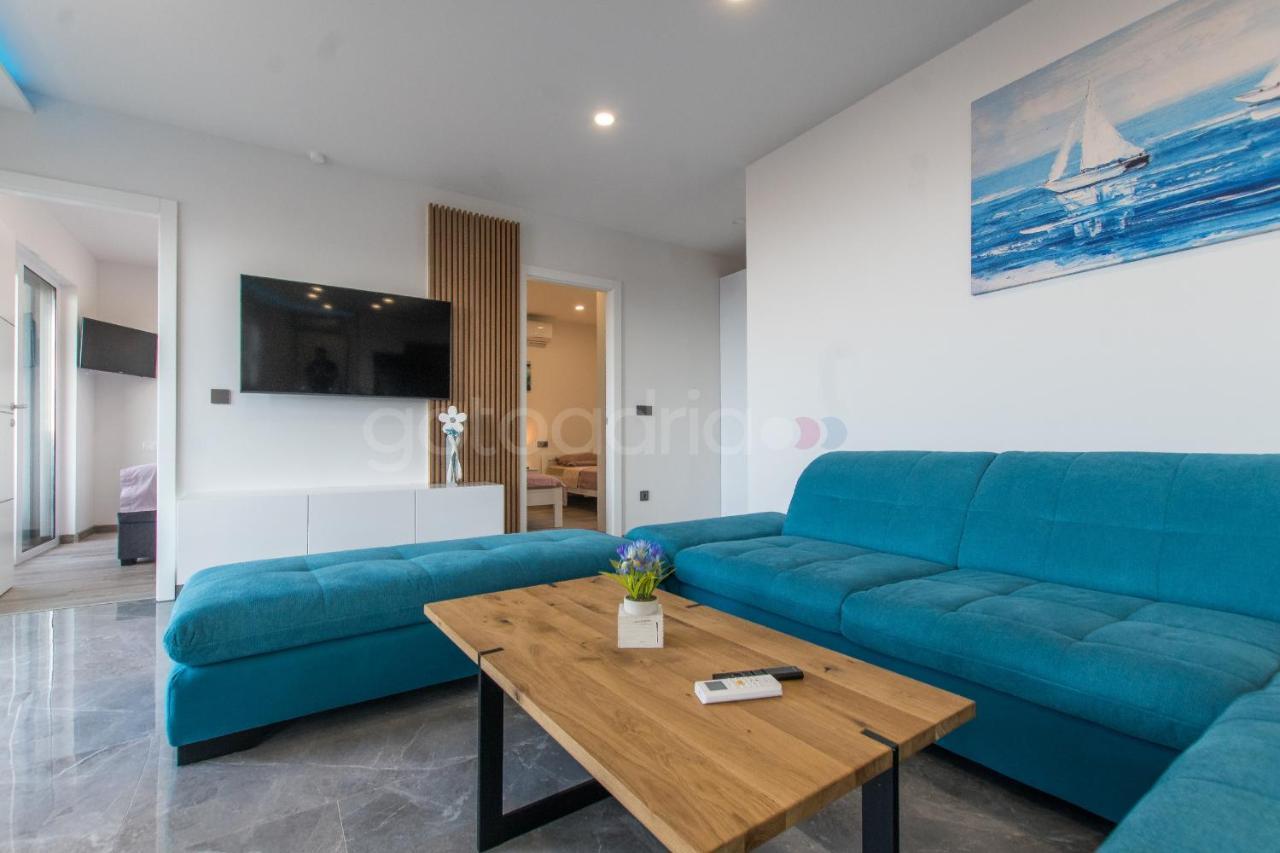 Seashell - Luxury Seaview Apartments ماكارسكا المظهر الخارجي الصورة